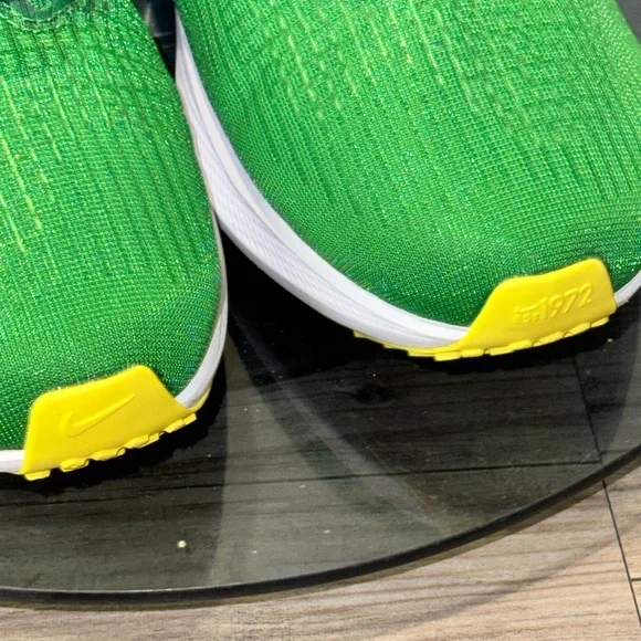 Nike Zoom Pegasus 39 Oregon Ducks Green Yellow DR1970-300 Men's Size 8.5 New